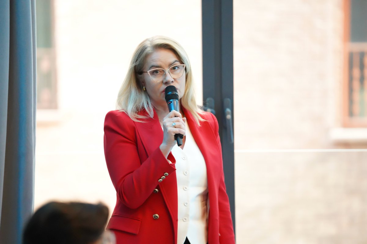 🇵🇱 Budowa lokalnego łańcucha dostaw to klucz do rozwoju polskiej energetyki wiatrowej na Bałtyku.

Podczas konferencji Offshore Wind - Logistics &amp; Supplies Wiceprezes ARP S.A. Krzysztof Telega wskazał 3 filary sukcesu: kompetencje, kapitał i kontrakt.
Dyr. Anna Wiosna z ARP S.A.