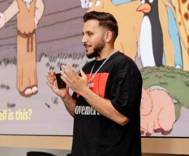 "Babe, did you hear about the new GMOVE FM episode coming next week?"