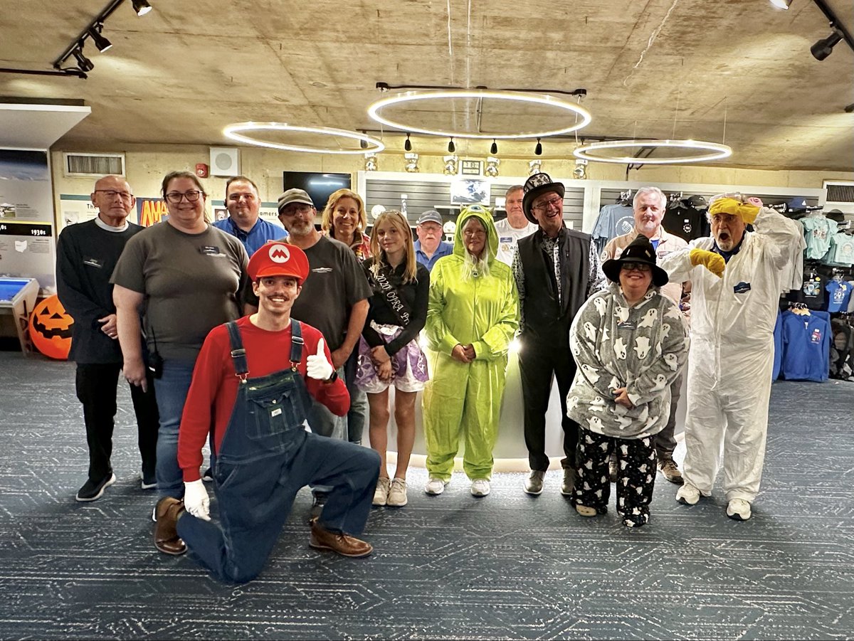 We had an incredible evening at Boo! On the Moon! Thank you to everyone who attended and made the night so memorable 🌒 👻 

A special thanks goes out to our amazing volunteers for their continued support in making this event a success year after year.