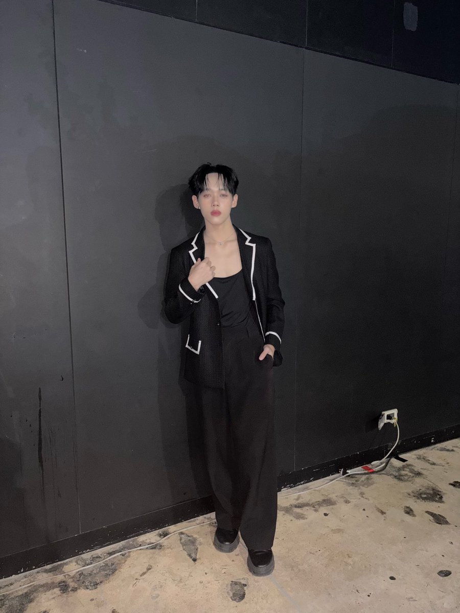 🐧
#TTrickThirachot 
#MAYATVAWARDS2025