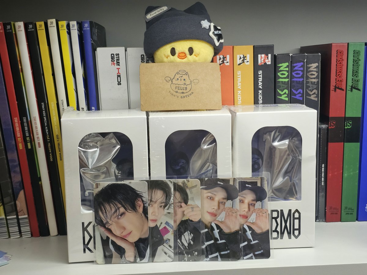 seaweed0510's tweet photo. WTS KARMA SKZOO NEMO

Sealed qty:3 RM155 *POB random

Unsealed ❌️Album PC 2pcs RM95
*Other inclusion included

Unsealed full inclusion RM155

pls comment/dm if interested 
#pasarSKZMY #pasarskz https://t.co/vScJBVyudK