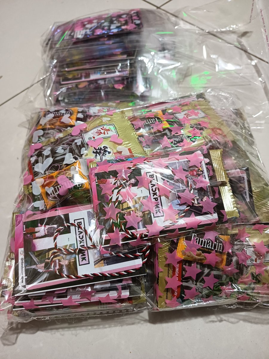 Diesha Creative tweet media