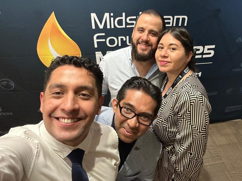 Daniela Loredo tweet media