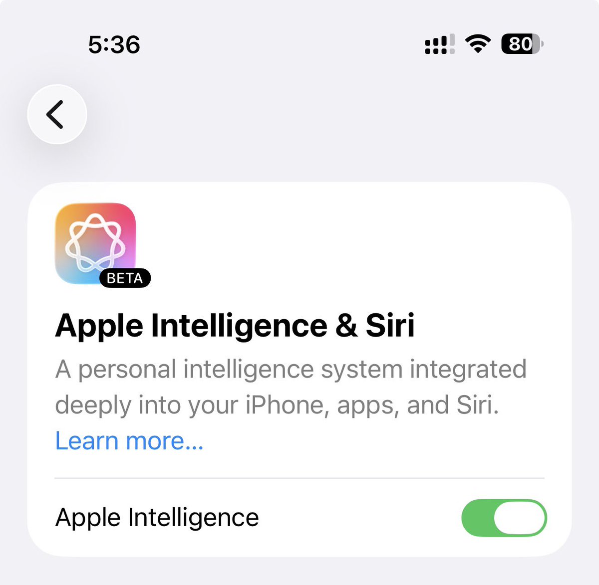 تم اعادة كلمة beta تجريبي في الاصدار الاخير iOS 26.1 RC ، لذكاء ابل الاصطناعي، شكل ازالتها كانت بالخطأ