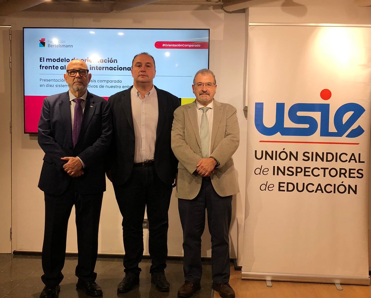 USIE ha firmado un convenio de colaboracion con <a href="/fedadi/">FEDADi</a>
Federacion de asociaciones de directivos de centros educativos públicos. Representando a  USIE Jesús Marrodán, presidente y Antonio Asegurado, relaciones institucionales, por FEDADI su presidente Toni González #educacion