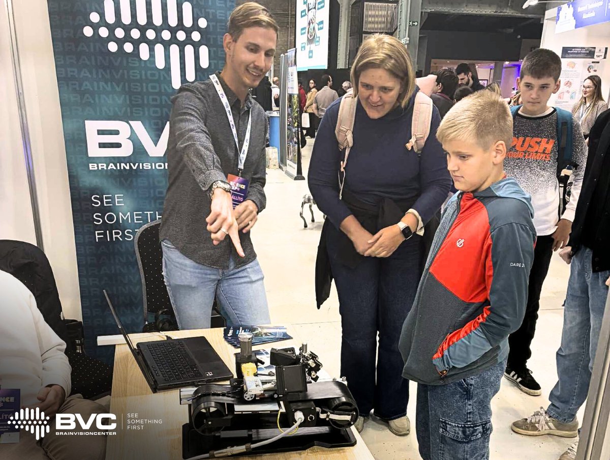 BVC2021's tweet photo. Merülj el a tudomány és a technológia világában a Science Expon! 🔬🚀

📍 Helyszín: Millenáris, Budapest
📅 Időpont: Október 28–30.
Idén a Biológia és a Kémia osztály is izgalmas bemutatókkal vár!
A Kémia látványos kísérletekkel készül, míg a Biológia a Moculust mutatja be https://t.co/f8yAUXIZDA