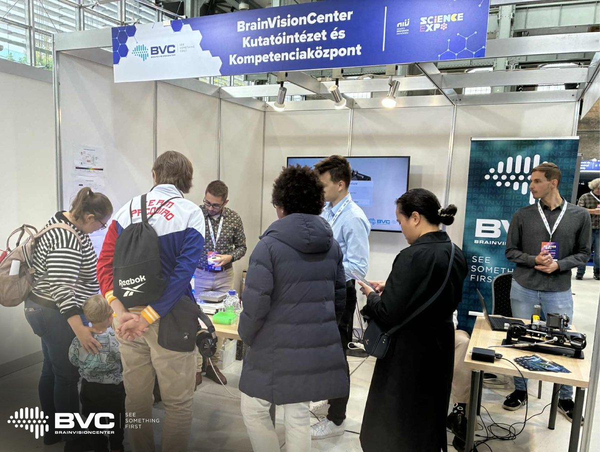 BVC2021's tweet photo. Merülj el a tudomány és a technológia világában a Science Expon! 🔬🚀

📍 Helyszín: Millenáris, Budapest
📅 Időpont: Október 28–30.
Idén a Biológia és a Kémia osztály is izgalmas bemutatókkal vár!
A Kémia látványos kísérletekkel készül, míg a Biológia a Moculust mutatja be https://t.co/f8yAUXIZDA