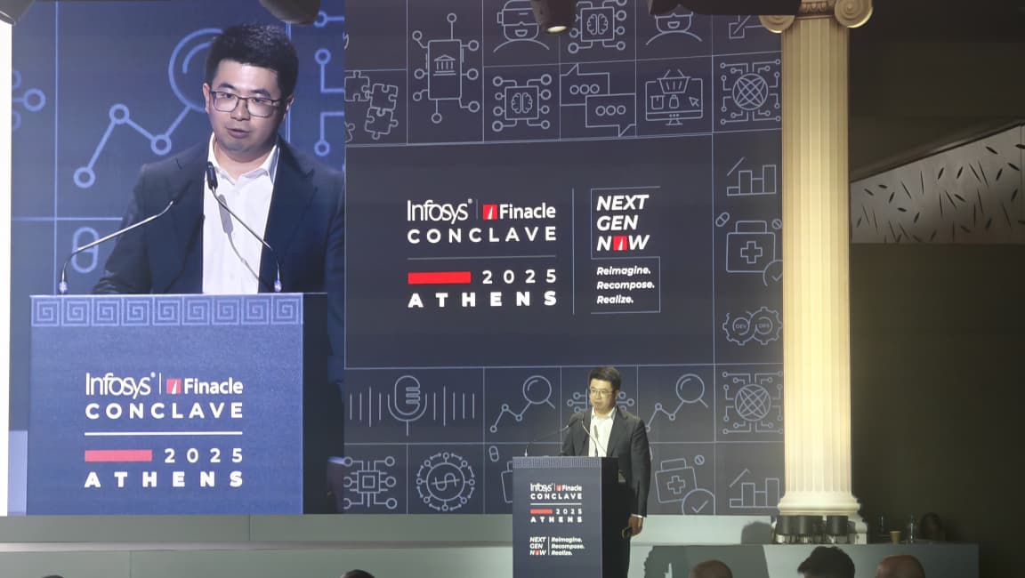Finacle's tweet image. Innovation took center stage at #FinacleConclave as Kelvin Wong, Partner, EY, shared insights on driving success in core banking transformations - highlighting how modern ecosystems and innovative integrations power transformation excellence &amp;amp; sustainable growth.
#FutureOfBanking