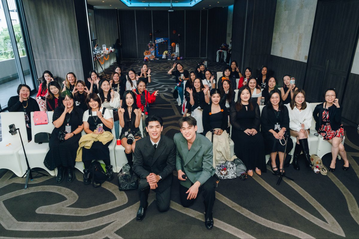Glimmer_Studio's tweet photo. 🌌🎃 JossGawin Pumpkin Party Is Here! 🎃🌌

Thank you to every fan who joined us. You made the night truly unforgettable, and every moment has become a treasured memory.

We look forward to our next adventure with you!
 #JossGawin #JossGawinPumpkinParty 
#GlimmerStudio https://t.co/twTkSwwklq