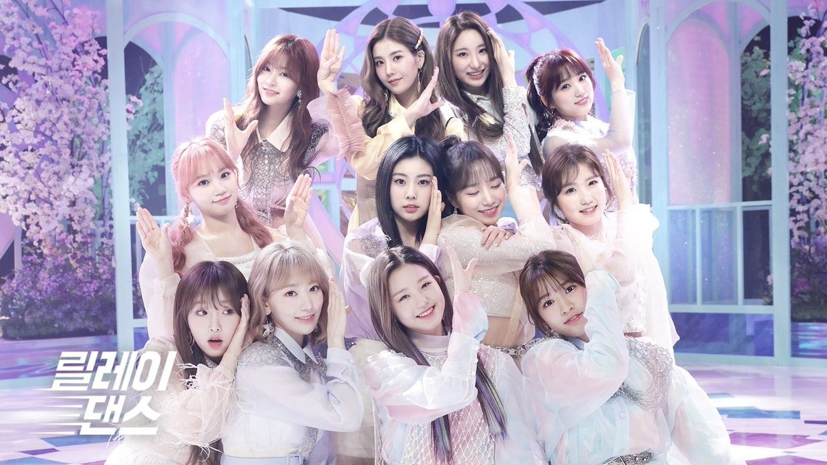 IZONE_0705's tweet photo. IZ*ONEデビュー7周年おめでとう👏
これからも12人の活躍が楽しみです！
WIZ*ONEは永遠に…🕊️
 #IZONE_Our7thStory https://t.co/hBPs83ZYZH