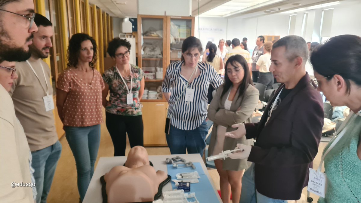 edusqo's tweet image. Probably the most ambitious FNA workshop that has been held to date. #PAAFMurcia2025:
▫️40 participants
▫️5 stations
▫️5 instructors: 3 pathologists, 2 radiologists
▫️4 ultrasound machines.
▫️Stanardized training (5 FioNA + @BiotmeMTM), clinical scenarios &amp;amp; evaluation @SimInPath