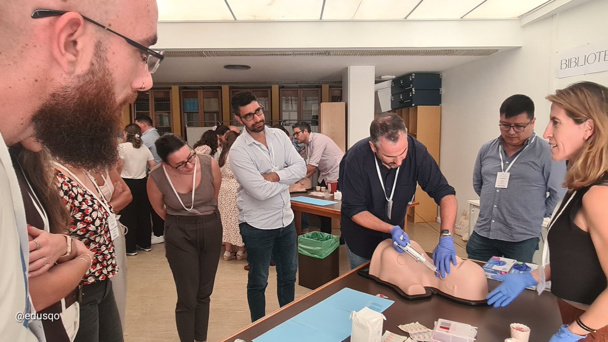 edusqo's tweet image. Probably the most ambitious FNA workshop that has been held to date. #PAAFMurcia2025:
▫️40 participants
▫️5 stations
▫️5 instructors: 3 pathologists, 2 radiologists
▫️4 ultrasound machines.
▫️Stanardized training (5 FioNA + @BiotmeMTM), clinical scenarios &amp;amp; evaluation @SimInPath