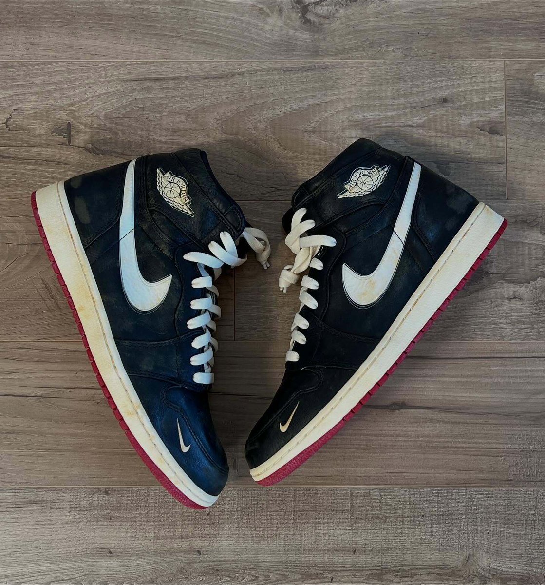 KicksFinder's tweet image. BEHIND THE DESIGN: Nigel Sylvester x Air Jordan 1 Retro High F&amp;amp;F 🚲

Should these get a public release?

📸 IG: _bennett.shaw
