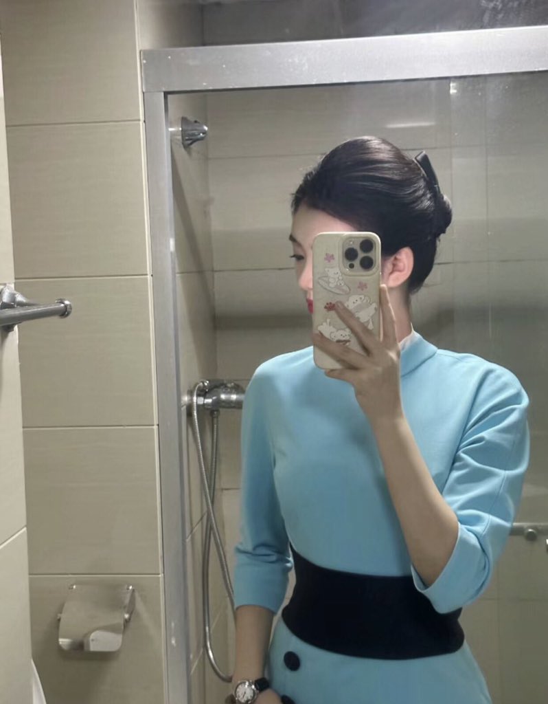 空姐&柳柳 tweet media