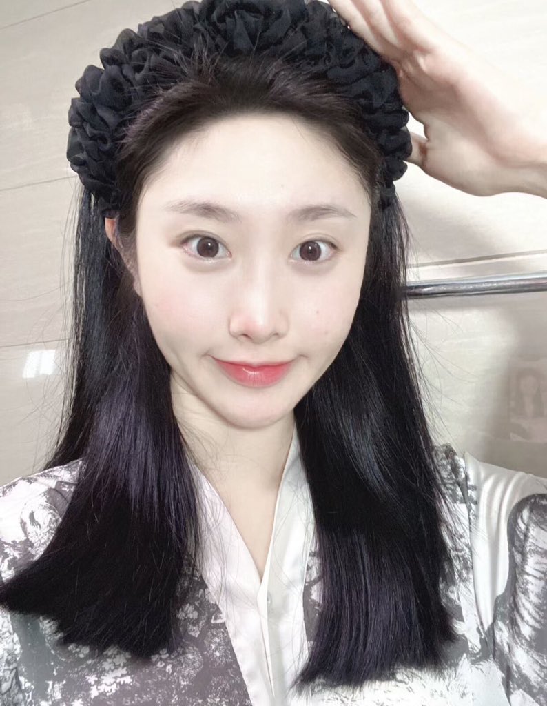 空姐&柳柳 tweet media