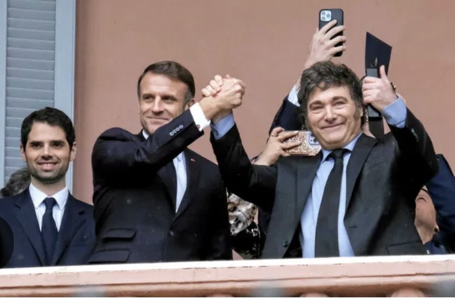 Ce soir 20:10 sur <a href="/Europe1/">Europe 1</a> Ian Sielecki <a href="/arg_enfrancia/">Embajada Argentina en Francia</a> pour évoquer la politique économique de <a href="/JMilei/">Javier Milei</a>