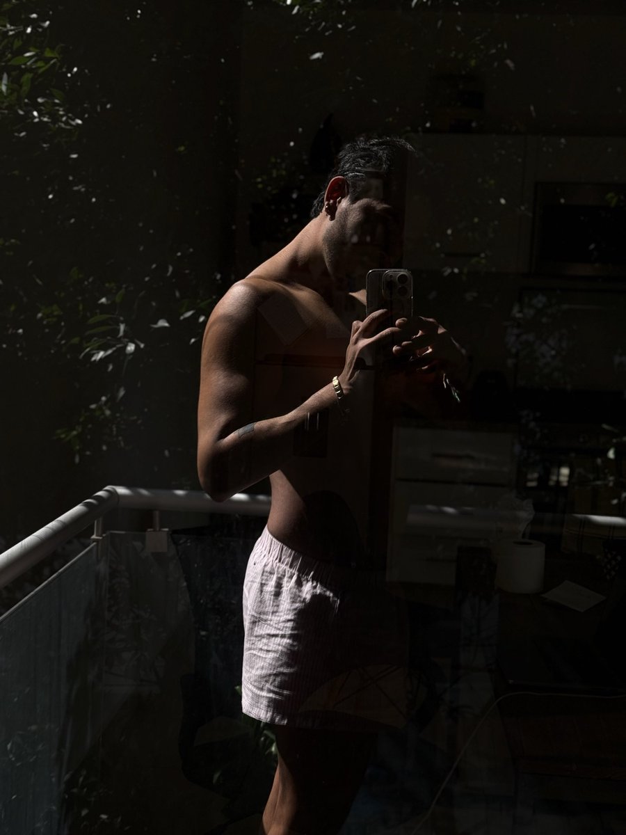 DimeChain's tweet image. Sol y licuado 🙂‍↕️💖