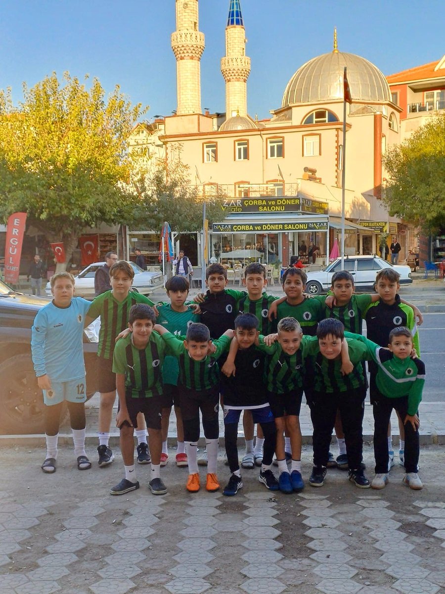 U12 Takımımız Sahada!

Bugün Sivaslı ilçemizde gerçekleştirdiğimiz hazırlık maçında takımımız, gelişim adına değerli bir müsabaka oynadı 
Bu güzel müsabaka için Sivaslı Spor’a misafirperverliklerinden dolayı teşekkür ederiz. 🤝⚽️
#U12 #HazırlıkMaçı #TakımRuhu  #GelişimZamanı