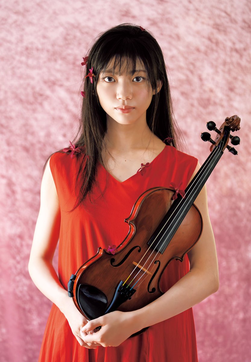 櫻坂46四期生・佐藤愛桜 「ヤンジャン」で初グラビア披露