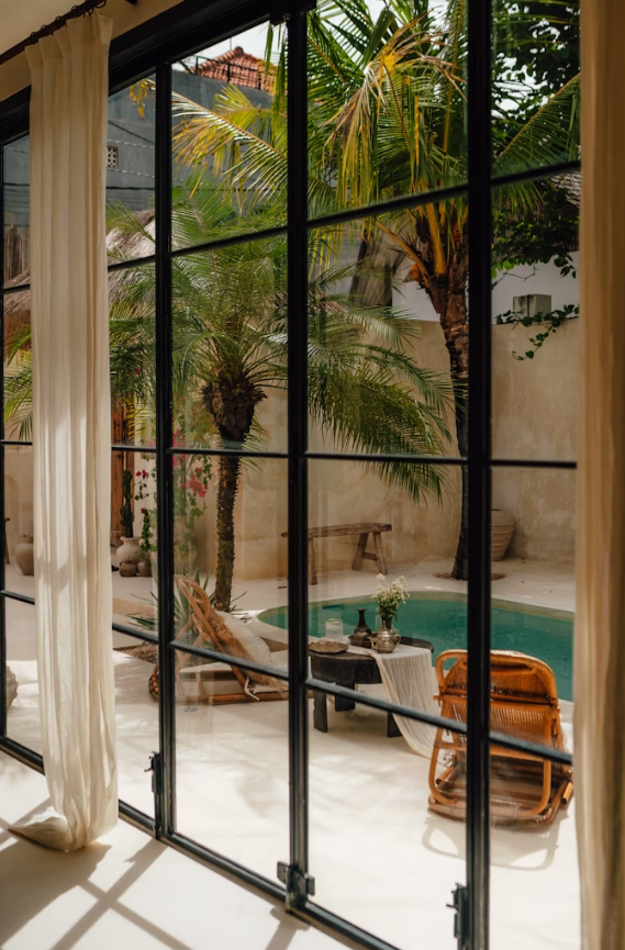 _UnrealEstate's tweet image. Serenity costs more than money.