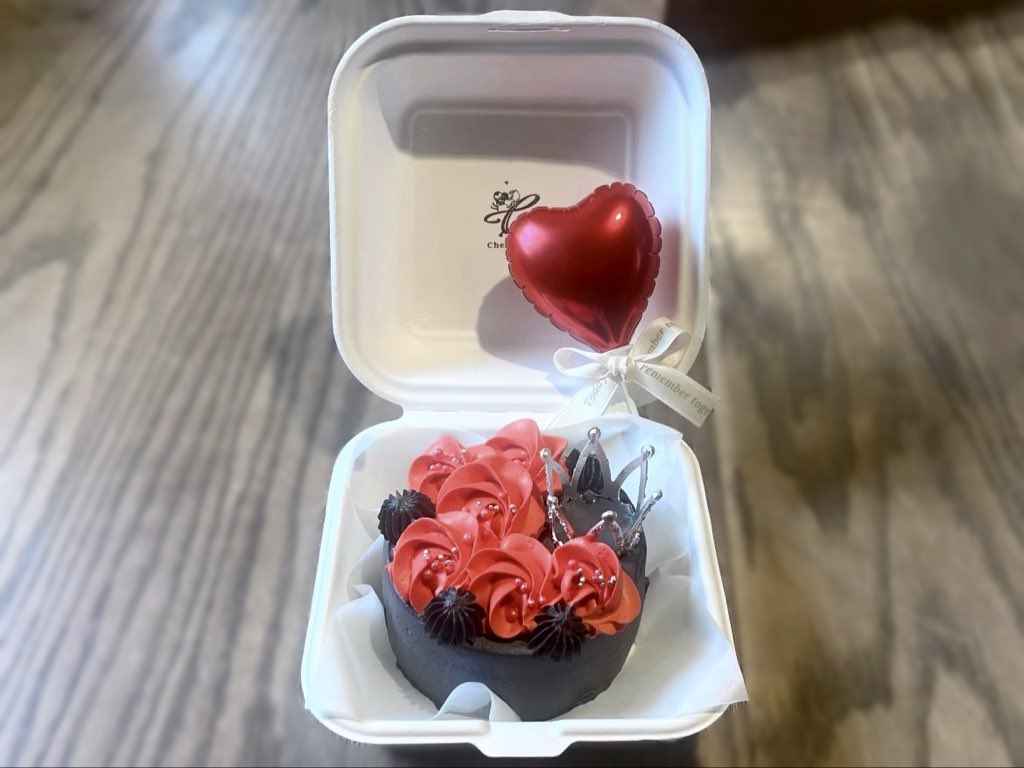 じおん様✩⋆確認専用ページ バースデーガーランド（ネーム含む） Juicy様✩⋆確認専用ページ バースデーガーランド（ネーム含む