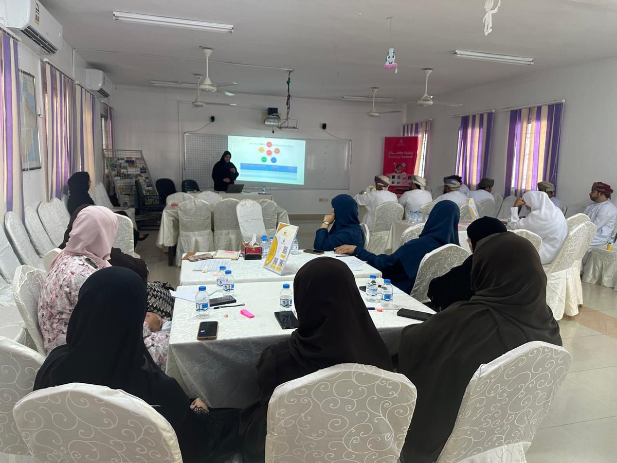 نفذ قسم الصحة المدرسية والجامعية والمراهقين ورشة تدريبية للمدارس المشاركة في مبادرة المدارس المعززة للصحة بالتعاون مع المديرية العامة للتربية والتعليم
وتستمر الورشه على مدار يومين.