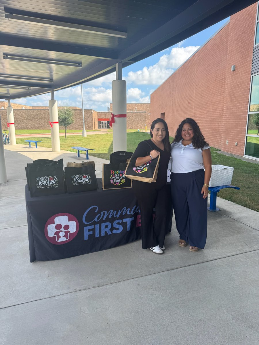 FirstER24's tweet image. We stopped by Carpenter Elementary yesterday to say thank you to the amazing teachers! 🍎✏️ A shoutout goes to Mrs. Goodwin for winning our speaker giveaway!
#communityfirster #deerparktx #dpisd