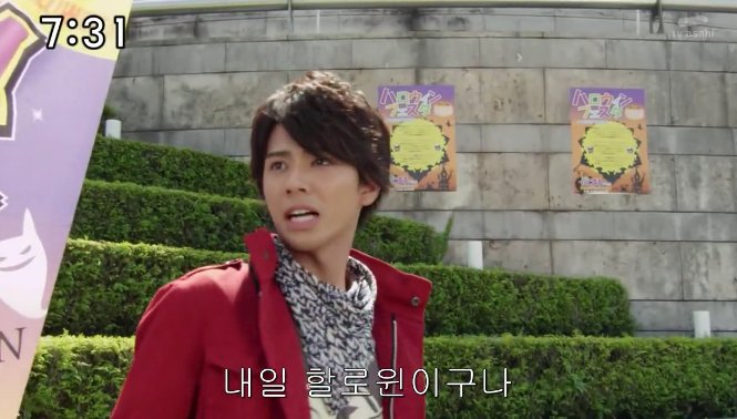 없는게 없는 특촬 tweet media