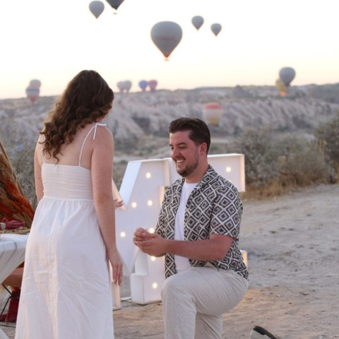 AngelicDiamonds's tweet image. A sparkle that started it all. 💍
#ProposalStory #AngelicDiamonds #RealCouples #Engagement #LuxuryLove