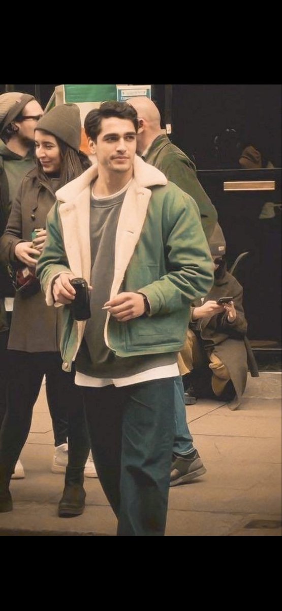 Meche0410's tweet image. Mert in Ireland 🇮🇪 🍀🍀🍀🍀🍀

#MertRamazanDemir