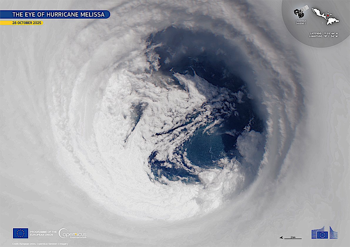 angel_rivera8's tweet photo. Impresionante estas imágenes del ojo del huracán "Melisa" que distribuyen @CopernicusEU y la NOAA. No solo es imponente la apariencia de las paredes del ojo sino que es de las pocas veces que se puede ver con tanto detalle la estructura de las nubes bajas de su interior. Concretamente, en la segunda imagen, tomada en un momento distinto a la primera por un avión "cazahuracanes" de la NOAA aparece otra visión del ojo donde las nubes bajas muestran una circulación aparentemente ciclónica.