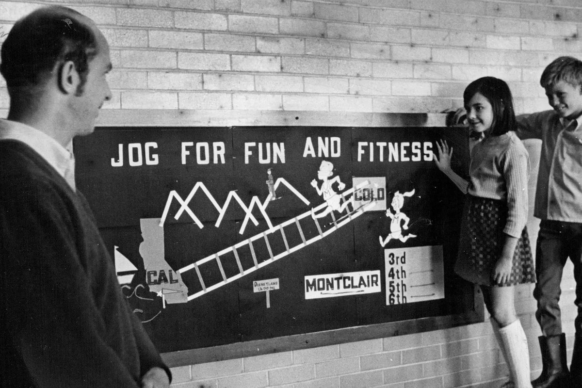 SamCSCole's tweet image. The gym isn’t natural

Running in circles isn’t either

They’re modern constructs - artificial ways to recreate the movement we lost when we stopped hunting and gathering

And like any construct, they’re just waiting to be replaced by something better