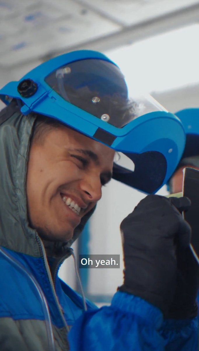 he’s soo 🤏🏻🤏🏻