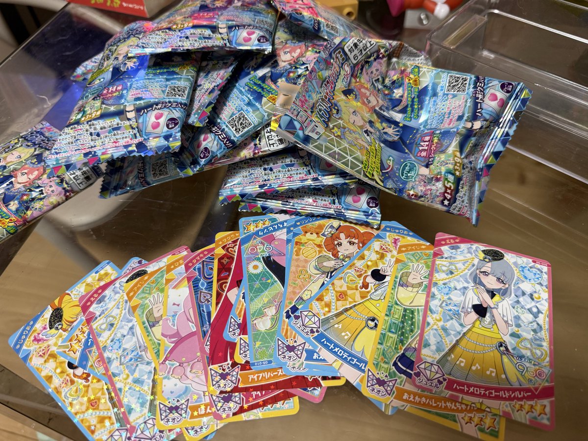masadaeg2's tweet photo. アイプリグミ5、残ってた16個買ったらこうなった、リスカしそう https://t.co/3c086AGgMA