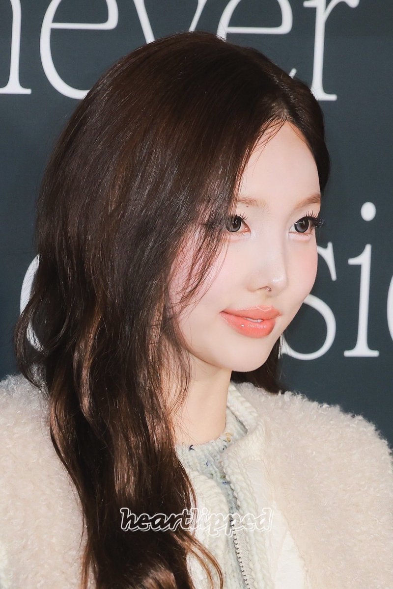 251029 pre #나연 #Nayeon #ナヨン #TWICE