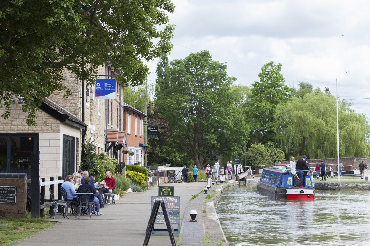 🎃Stoke Bruerne becomes Stoke Boo-erne on Saturday, with a spooky Halloween Trail around the site.

Collect a trail sheet for £1.50 from the Canal Museum, complete the trail and return for a prize. All in a beautiful canalside setting.

Plan your visit at canalrivertrust.org.uk/things-to-do/m…