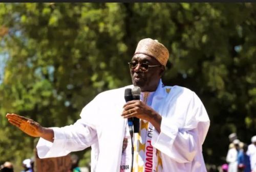 Menacé d’emprisonnement par les soutiens de Biya, Tchiroma appelle à la résistance stopblablacam.com/politique/2910…