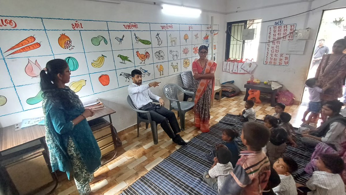 આજ રોજ તાપી જિલ્લાના ડોલવણ તાલુકાના બોરકચ્છ ગામ ખાતે આંગણવાડીની મુલાકાત લઈ કામગીરીનુ નિરીક્ષણ કરી જરૂરી માર્ગદર્શન આપ્યું.
<a href="/CMOGuj/">CMO Gujarat</a> 
<a href="/revenuegujarat/">Revenue Dep. Gujarat</a> 
<a href="/InfoGujarat/">Gujarat Information</a> 
<a href="/infotapigog24/">Info Tapi GoG</a>