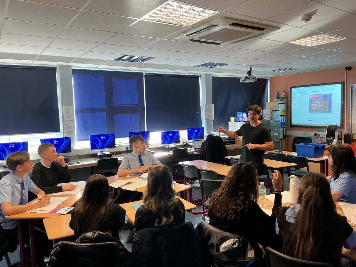 🎬Fantastic first session with our mentor Danny from HOKO Design and BBC Scotland’s Home of the Year. Danny is supporting our S6 team with their start up business. We are already looking forward to Loop 2 this   week with the START programme <a href="/BusEdJPA/">JPA Business Education</a> <a href="/johnpaulacademy/">John Paul Academy</a>