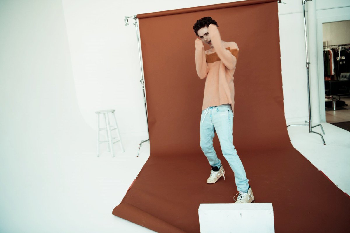 🖼️ <a href="/lofficieltr/">L'Officiel Türkiye</a> (L’Officiel Turkey) #ForMySonMovie
📷 Barbaros Cangurgel
✨ The look (see previous post) 🧡