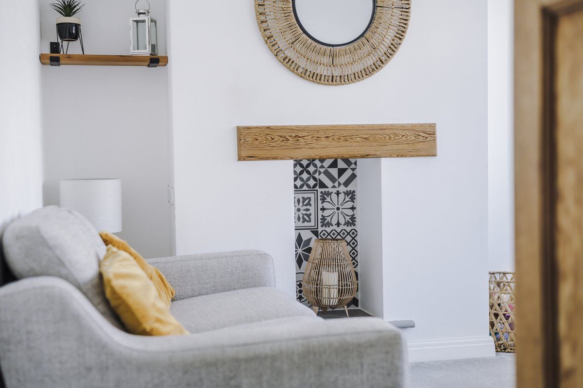 ✨ For Sale: Immaculate 3‑bed semi on Halsall Avenue, Orford WA2!
Modern kit‑diner, family bathroom, garage, patio garden &amp; off‑road parking 🚗✨
Brochure ➡️ hamlethomeswarrington.co.uk/property/halsa…
Call: 01925 235 338 📞