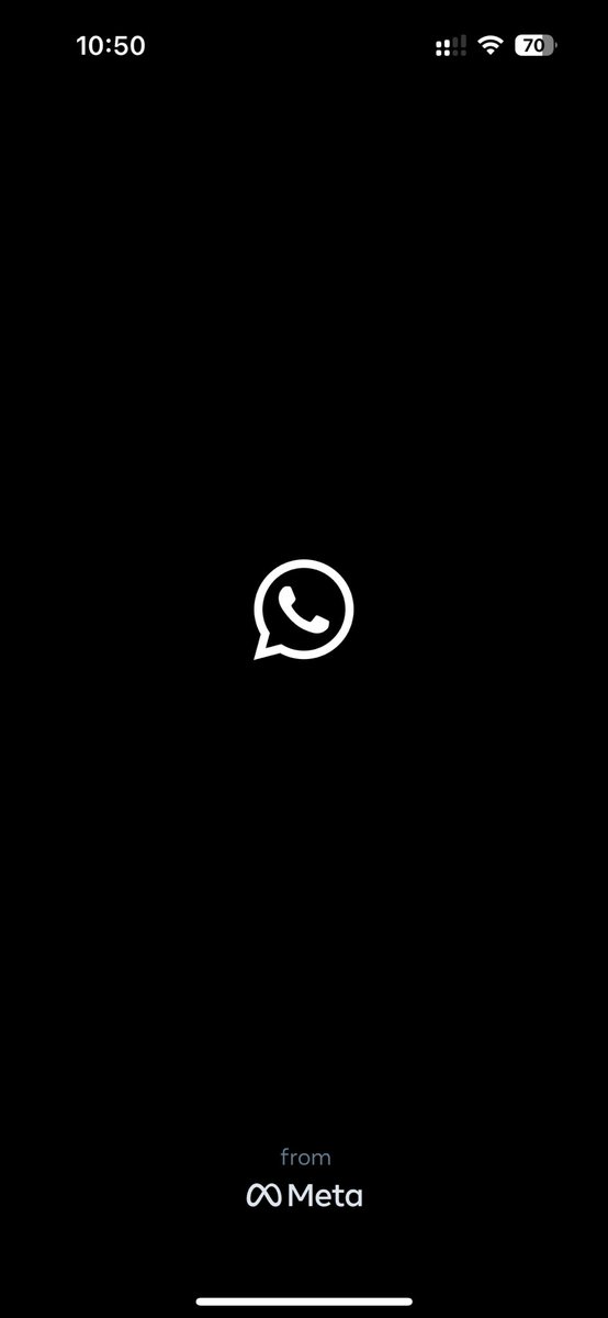 A11y_yes's tweet photo. WhatsApp is currently down for lots of iOS users. We can't access the app, it only shows the starting screen. @WhatsApp Please fix this!!! #WhatsApp #whatsappdown https://t.co/ulXQ73fsVp