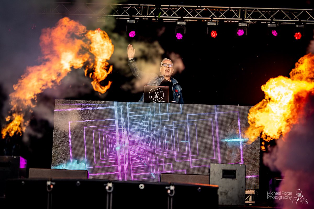 UKMediaEvents's tweet image. Now the clocks have turned back and the nights have drawn in, we&apos;re taking a moment to look back at an incredible summer of events! ☀️ Thank you to every client who trusted us to bring their #Event vision to life ❤️

#EventPlanner #EventProfs #EventProfs #UKEvents #UKMAE