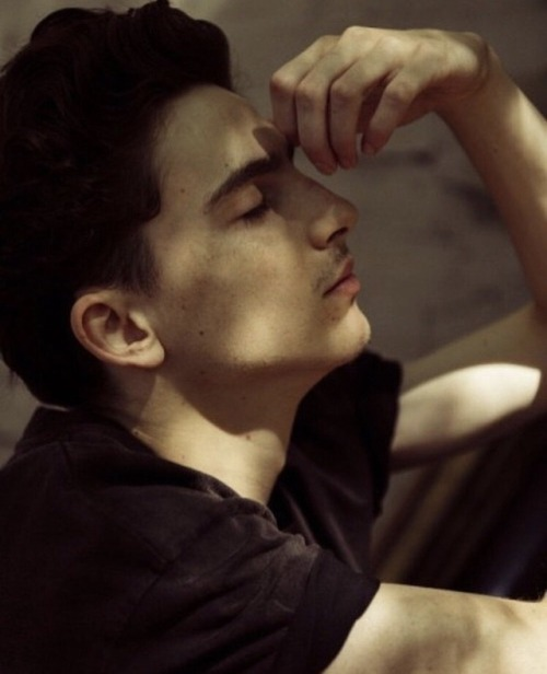 🖼️ <a href="/lofficieltr/">L'Officiel Türkiye</a> (L’Officiel Turkey) #ForMySonMovie
📷 Barbaros Cangurgel
✨ T-shirt by <a href="/johnvarvatos/">John Varvatos</a>, jeans by <a href="/acnestudios/">Acne Studios</a>, kicks by <a href="/Nike/">Nike</a> 🖤