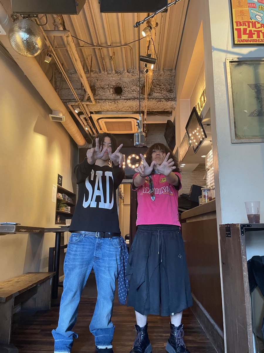 youtu.be/eO-rN7f7aK4?si…

<a href="/jellyy4ever/">jellyy</a>