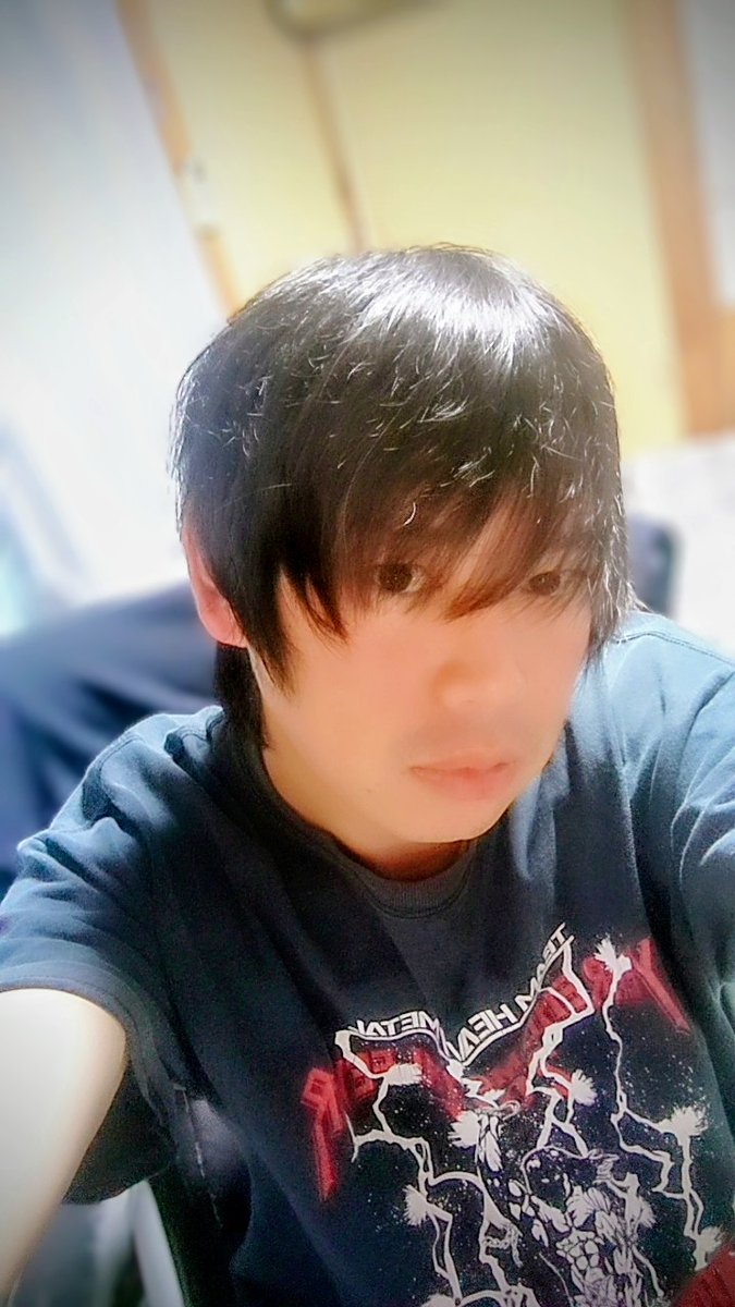 douglas00424's tweet photo. お風呂上がって思った事。

髪伸びたなwww

後、煙草やめて思った事。

酒飲む時吸わなくなった分飲むから、強くならないと駄目だなって思いましたwww

こんな事思うの俺だけかwww https://t.co/c3Zk7kiuLj