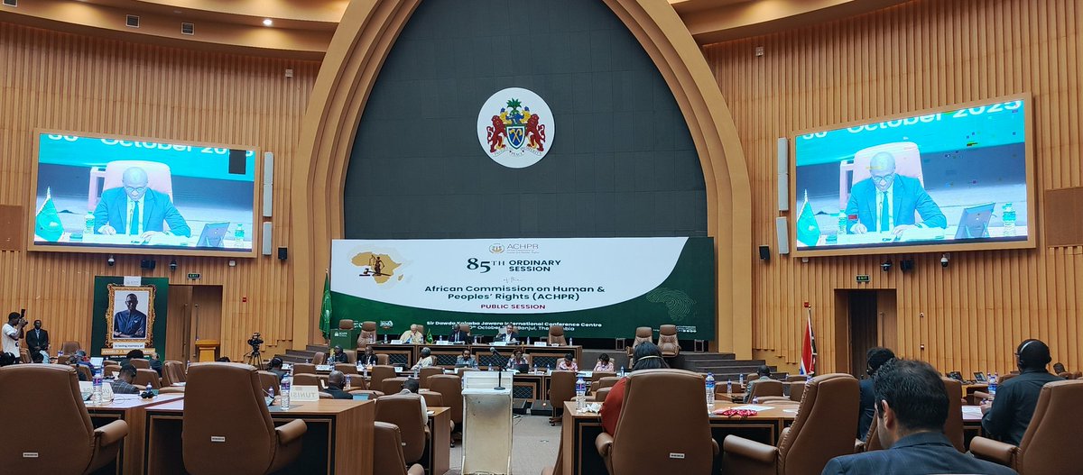 Les lettres de préoccupation du Président du GT sur la peine de mort et les exécutions extrajudiciaires, sommaires ou arbitraire et disparitions forcées en Afrique <a href="/achpr_cadhp/">African Commission on Human and Peoples' Rights</a> , entre autres, au 🇧🇫 🇬🇳 🇲🇱🇹🇩 sont demeurées sans réponses.  
<a href="/ISHRglobal/">ISHR</a>