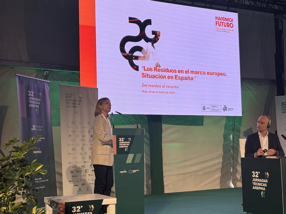 Ponencia Marco: Los Residuos en el marco europeo. Situación en España, por Marta Gómez Palenque <a href="/mitecogob/">Transición Ecológica y Reto Demográfico</a> 
Ministerio para la Transición Ecológica y el Reto Demográfico 
#JornadasAnepma #Rota