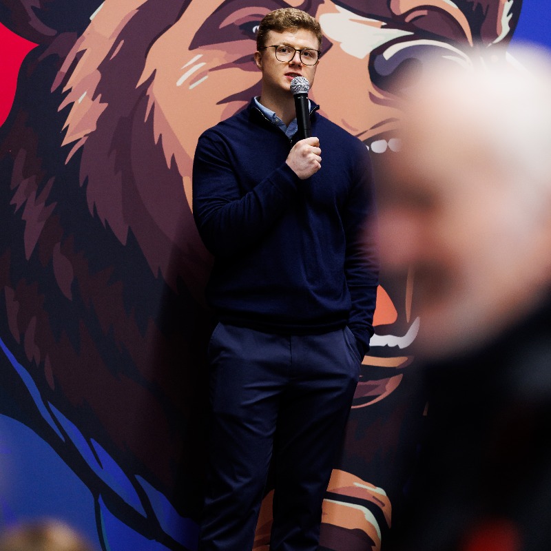 BristolBears's tweet photo. Take your matchday experience to the next level with our Crossbar hospitality and enjoy an exclusive Q &amp; A with Noah Heward and AJ MacGinty on Friday night 🎤

Find out more 👇