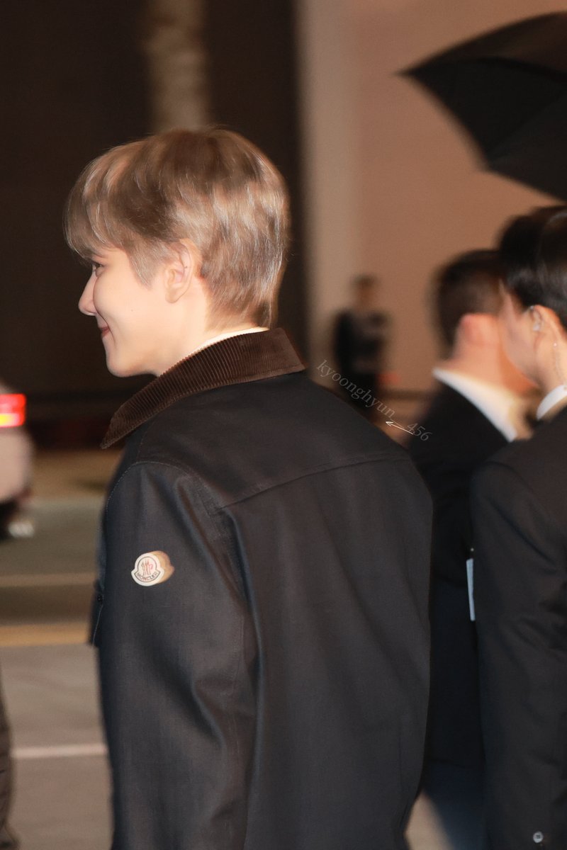 kyoonghyun__456's tweet photo. 251029 백현 몽클레르 행사

앙🫶🏻글🫶🏻

#백현 #BAEKHYUN  #ベッキョン #伯贤 https://t.co/E216lax4We
